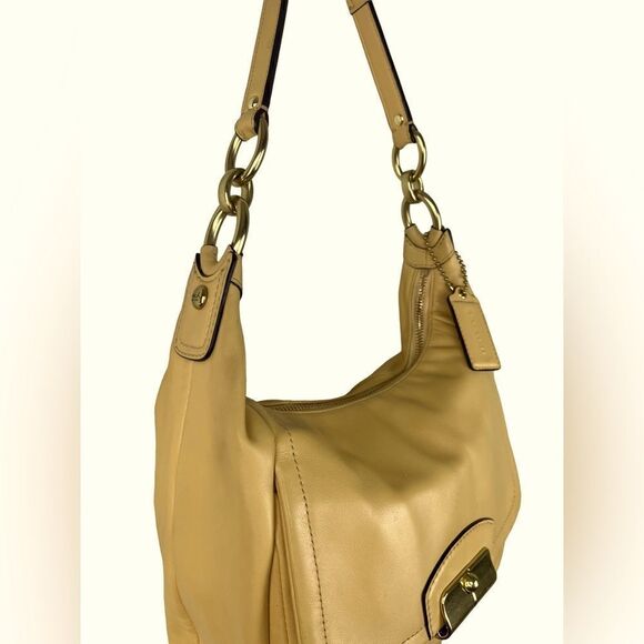 Coach Kristin F22306 in Buttercup Leather Crossbody/Shoulder Bag w/Gold Fittings - Picture 4 of 13